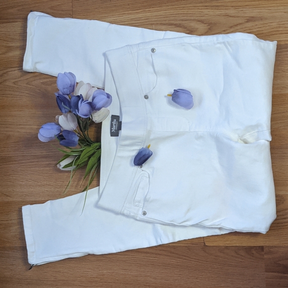Jean Martha Stewart White Size 2P - Picture 2 of 8